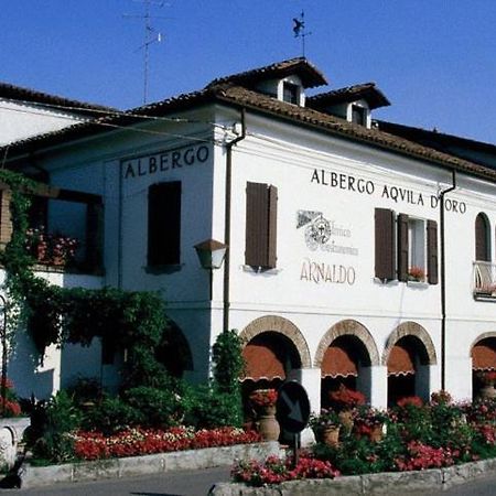 Hotel Arnaldo Aquila D'Oro Рубиера Екстериор снимка