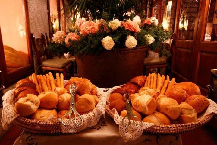 Hotel Arnaldo Aquila D'Oro Рубиера Екстериор снимка