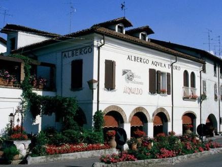 Hotel Arnaldo Aquila D'Oro Рубиера Екстериор снимка