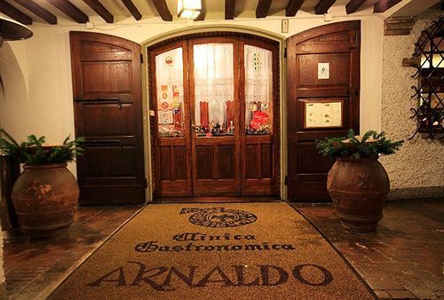 Hotel Arnaldo Aquila D'Oro Рубиера Екстериор снимка